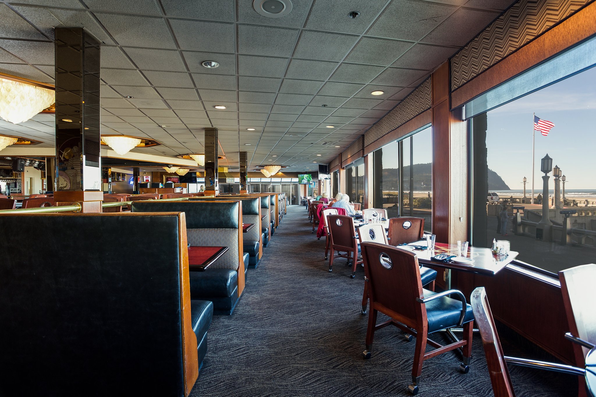 Promenade Inn & Suites Oceanfront