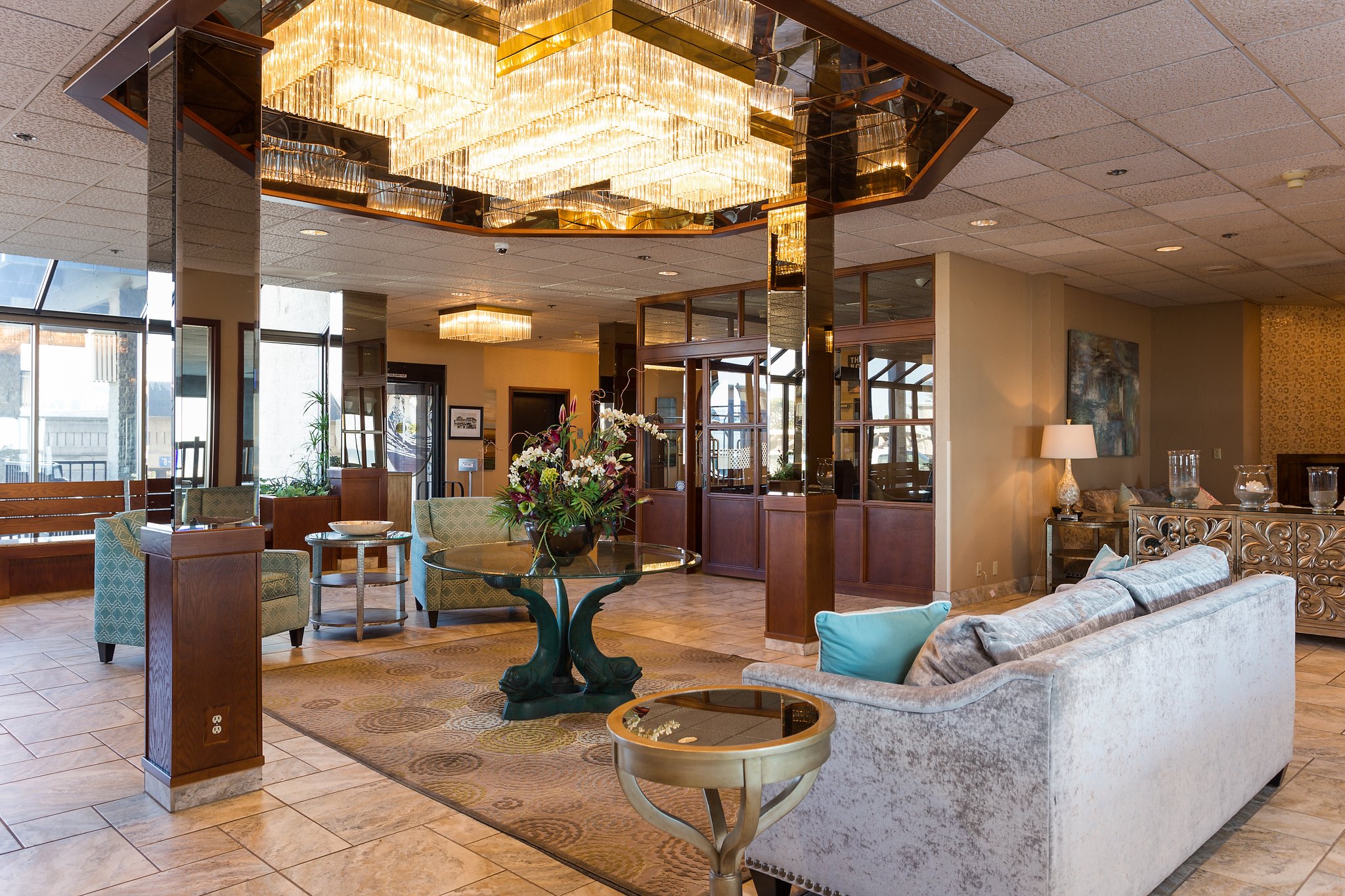 Promenade Inn & Suites Oceanfront