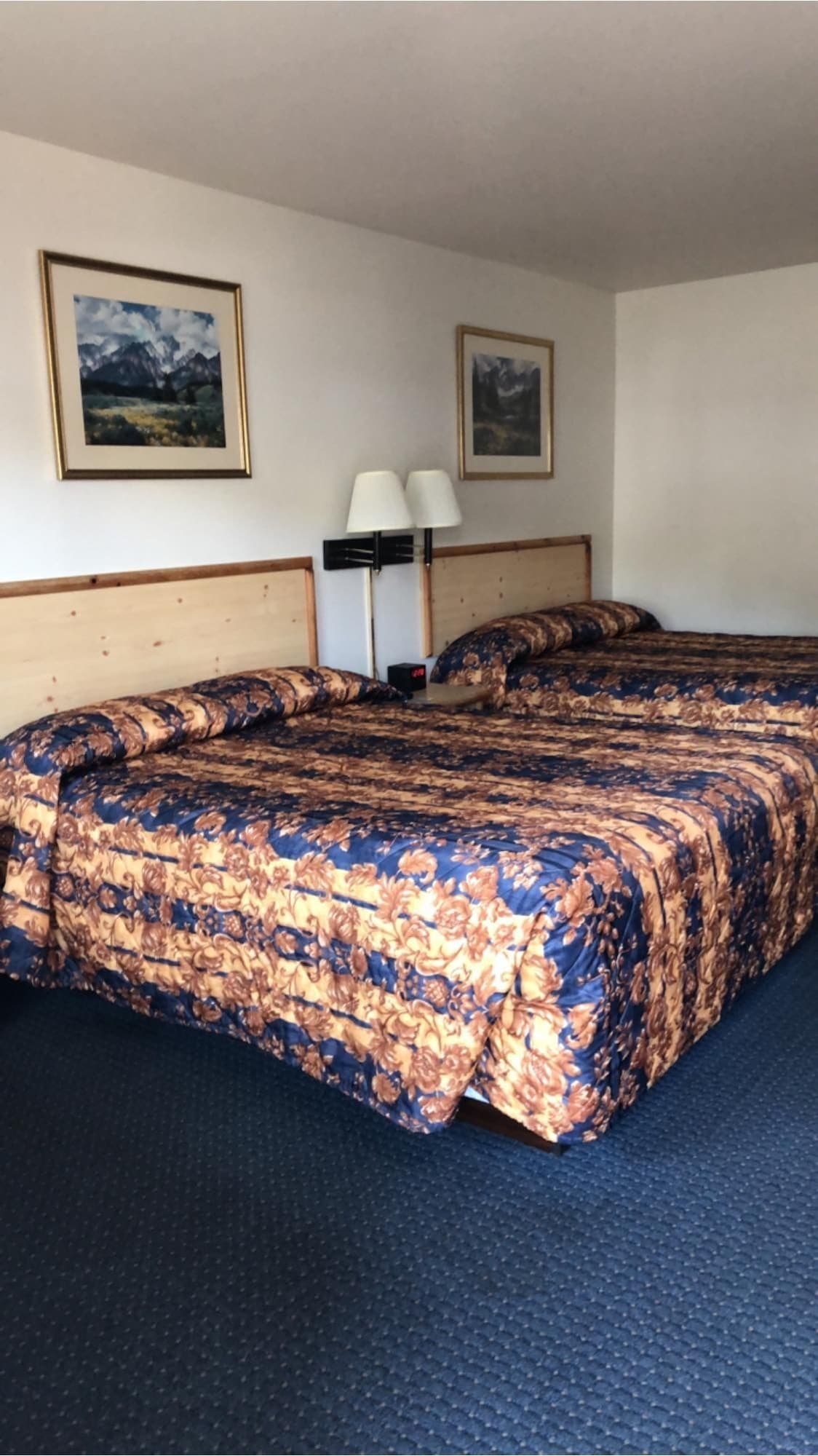 Edgewater Inn Shady Cove