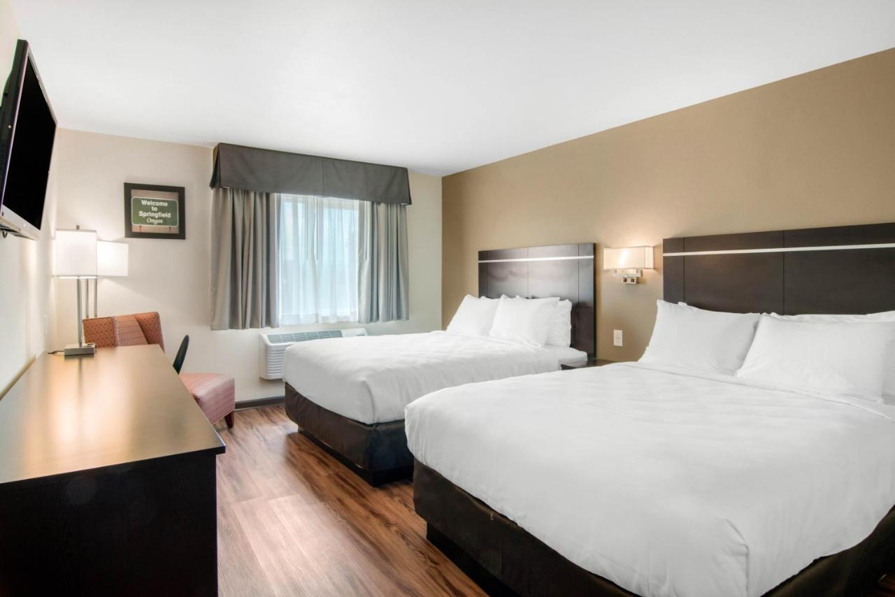 Econo Lodge Inn & Suites