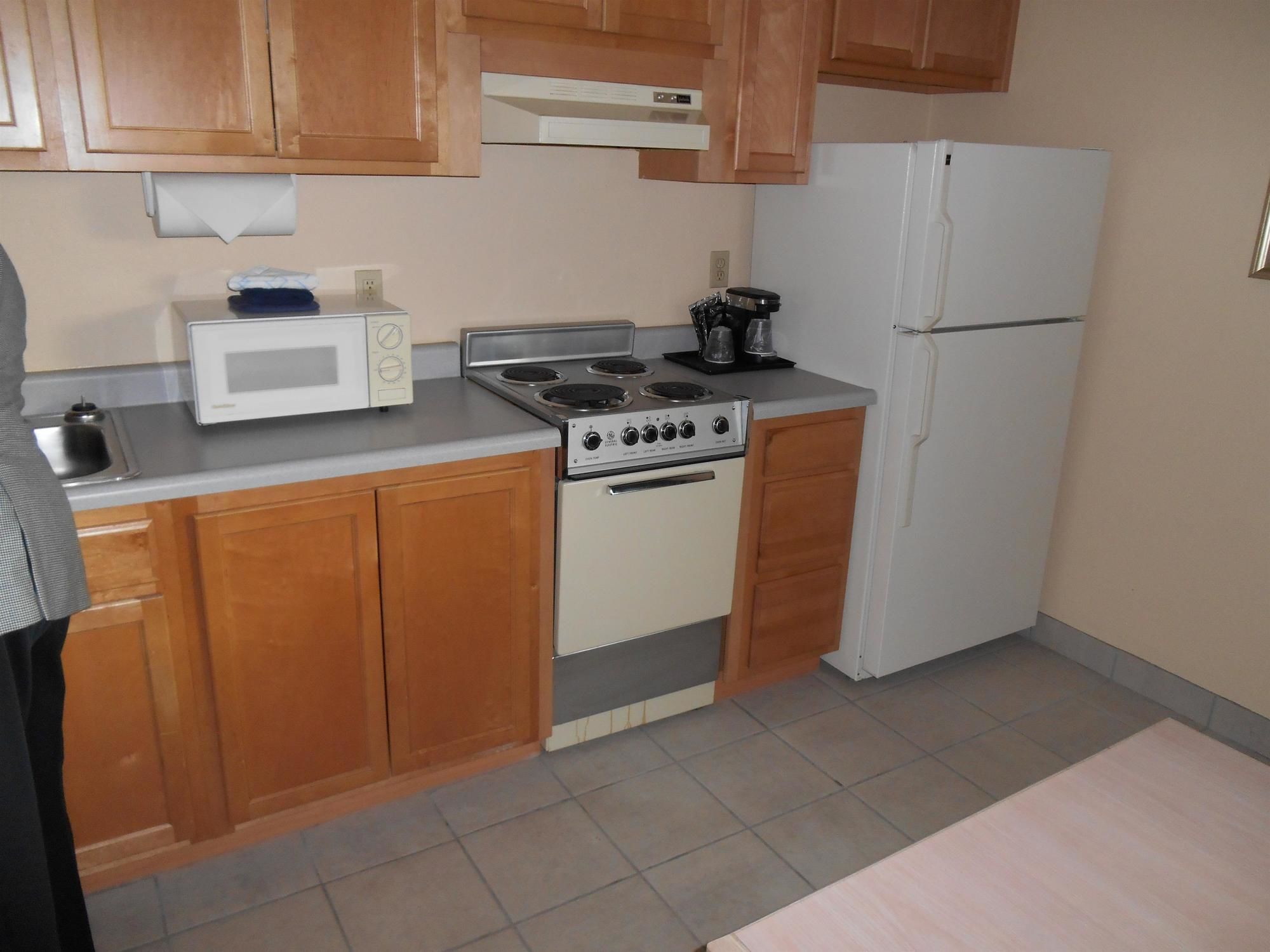 GuestHouse Inn & Suites Eugene Springfield