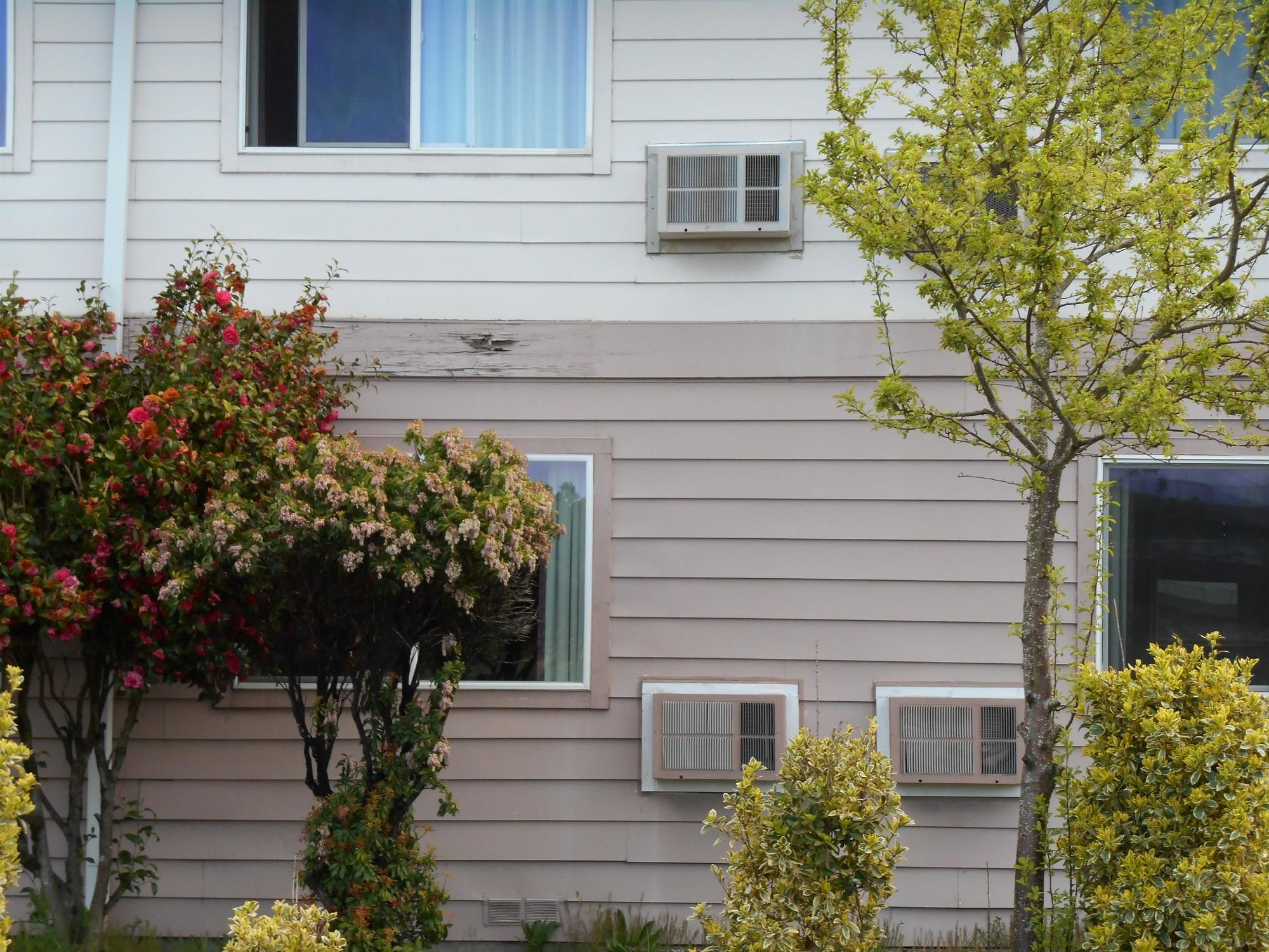 GuestHouse Inn & Suites Eugene Springfield