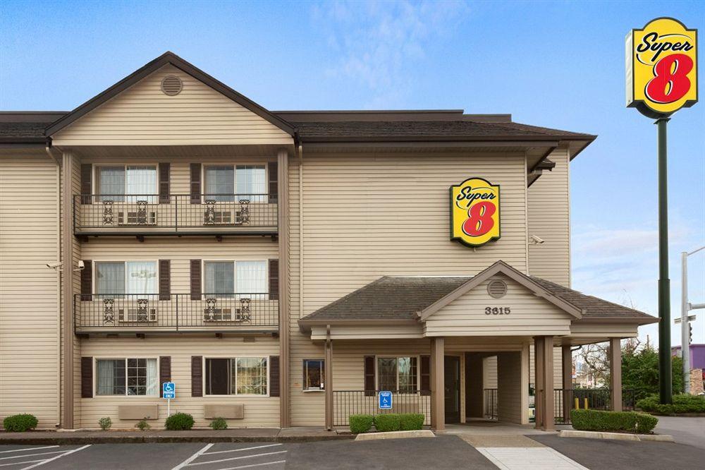 Spark by Hilton Springfield Eugene