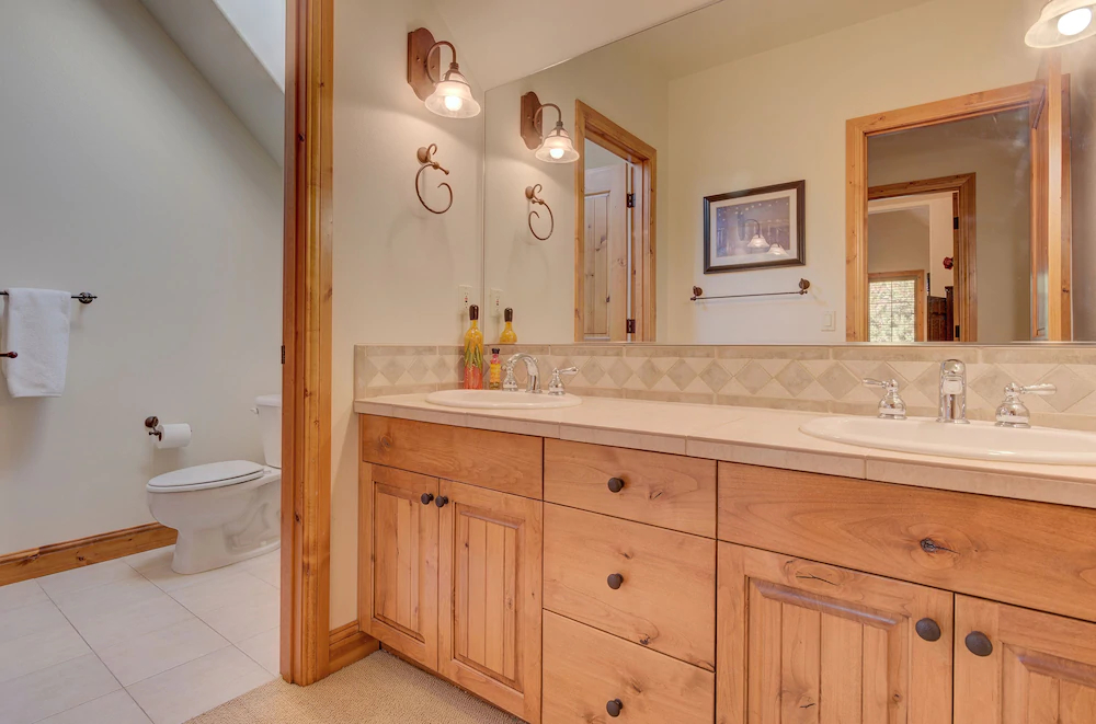 Aquila Lodges by Village Properties at Sunriver