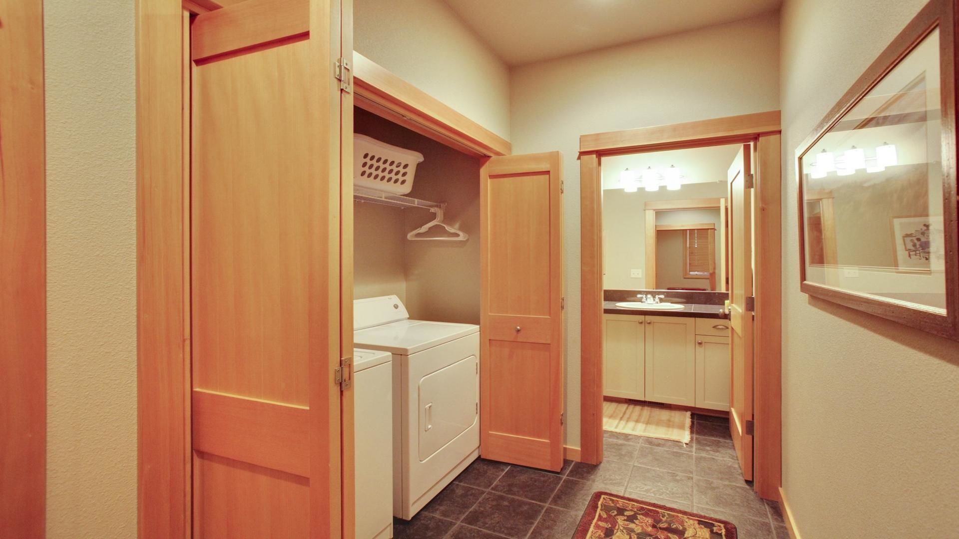 Fremont Crossing Condominiums