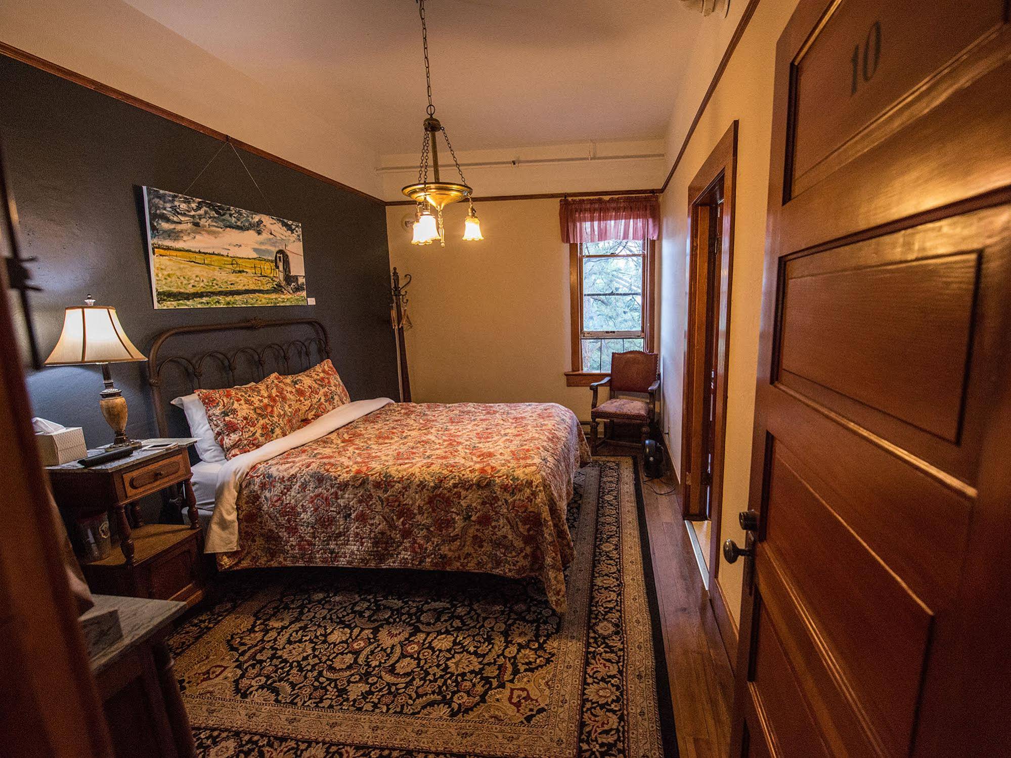Historic Balch Hotel