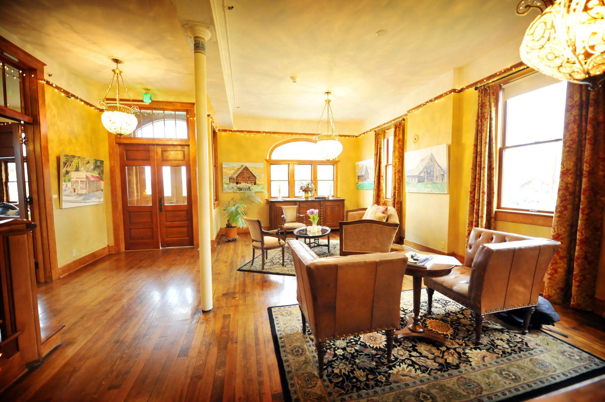 Historic Balch Hotel