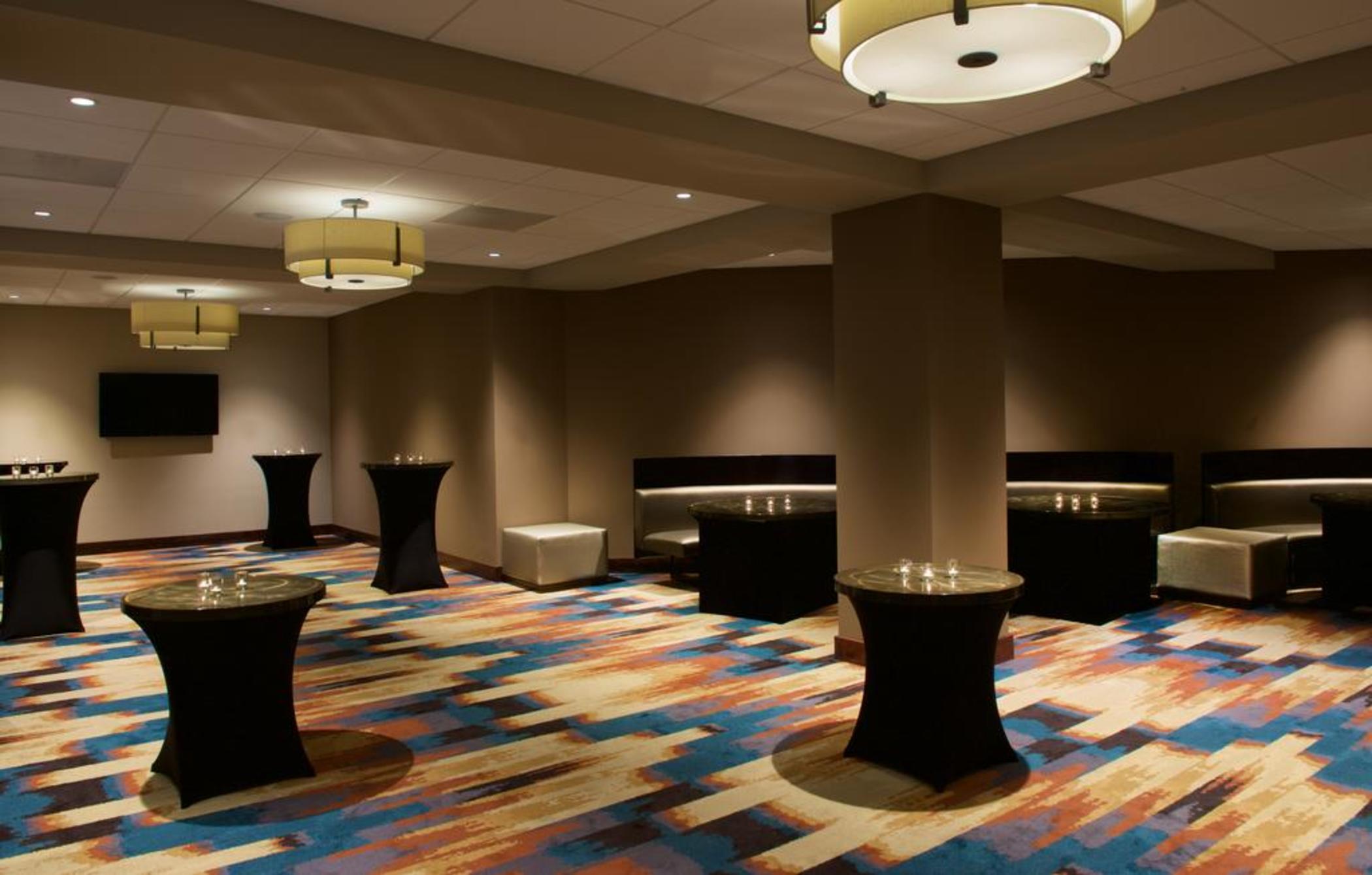 Embassy Suites by Hilton Portland Tigard