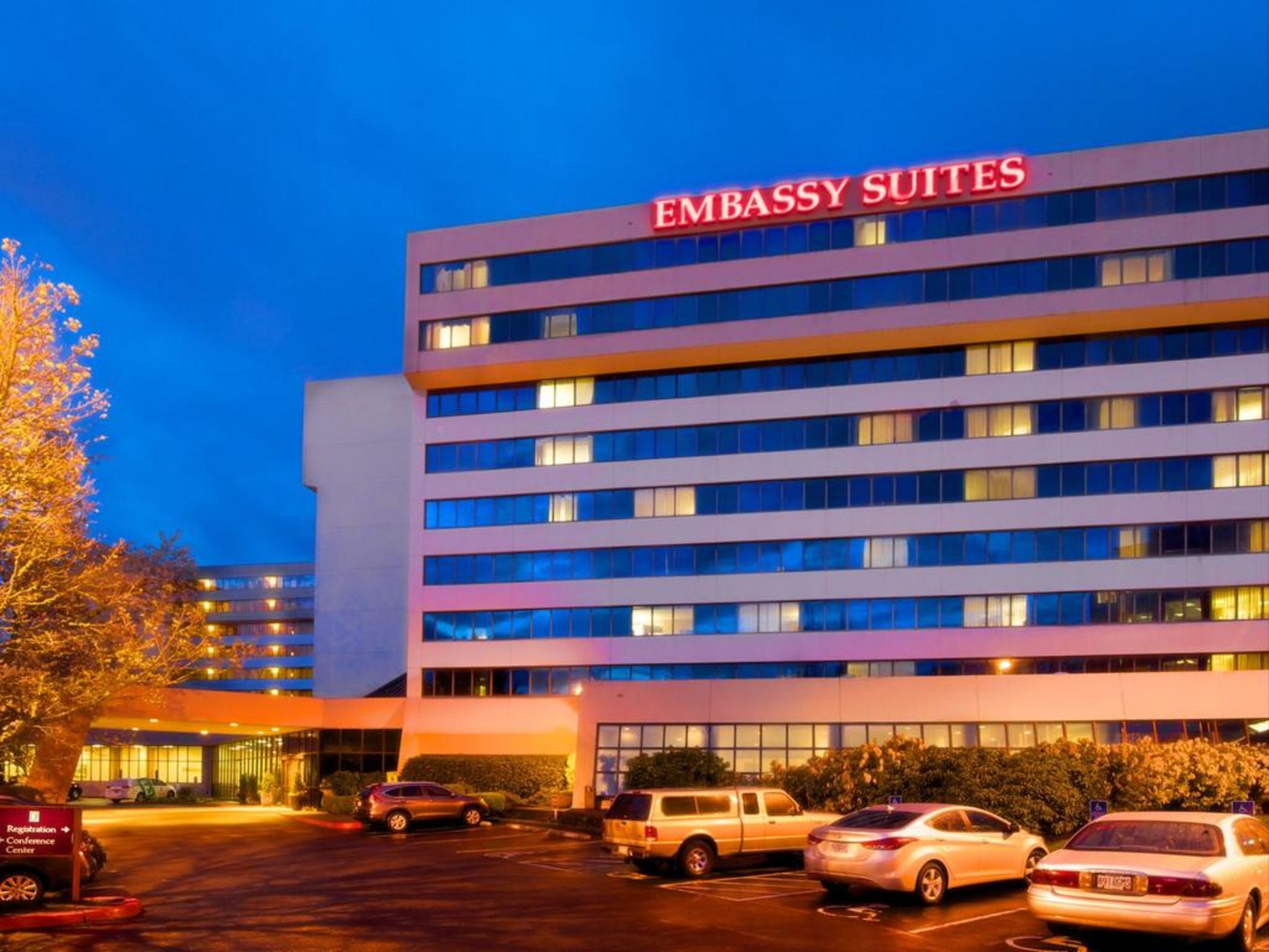Embassy Suites by Hilton Portland Tigard
