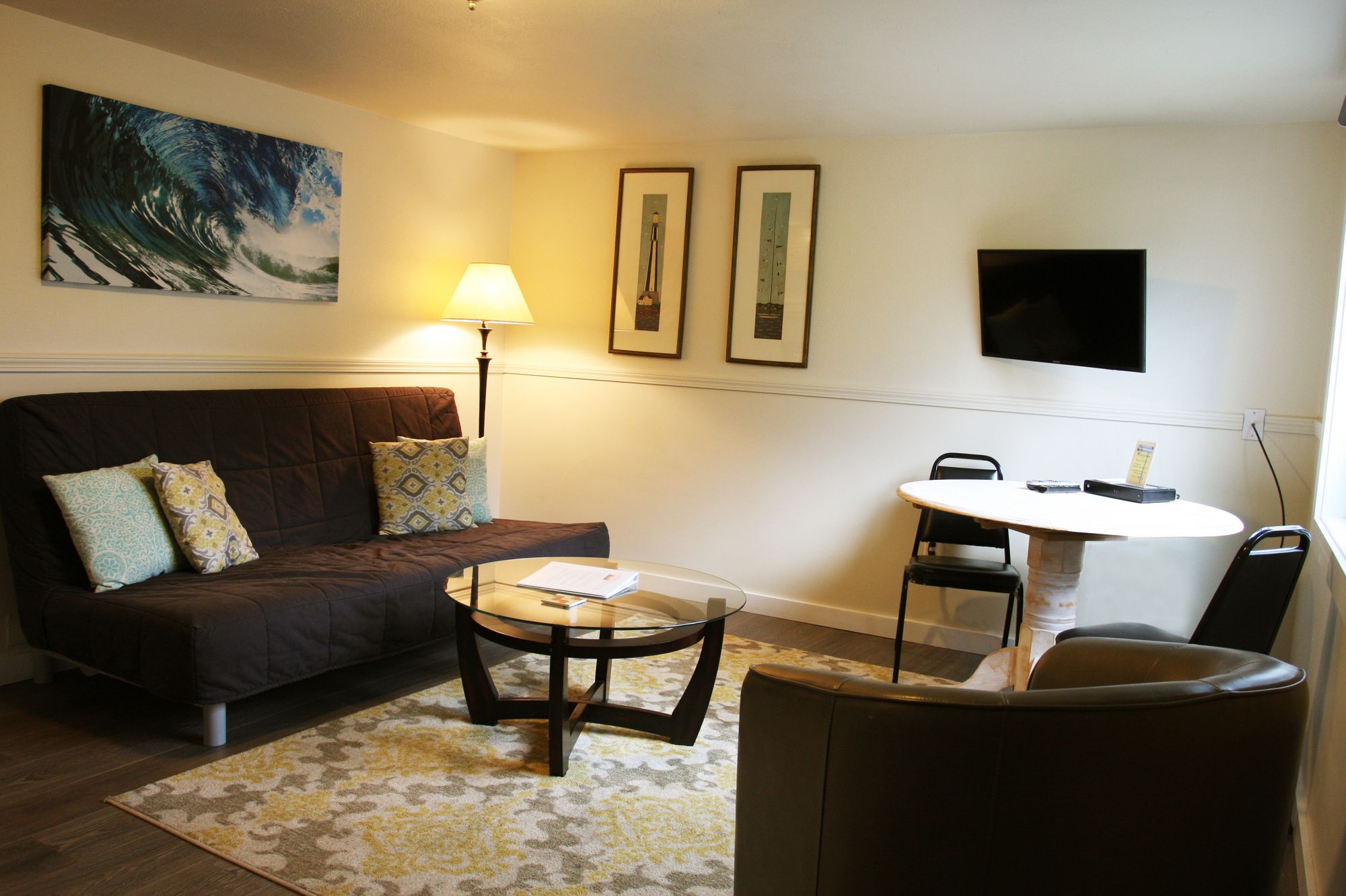 The Netarts Surf Inn