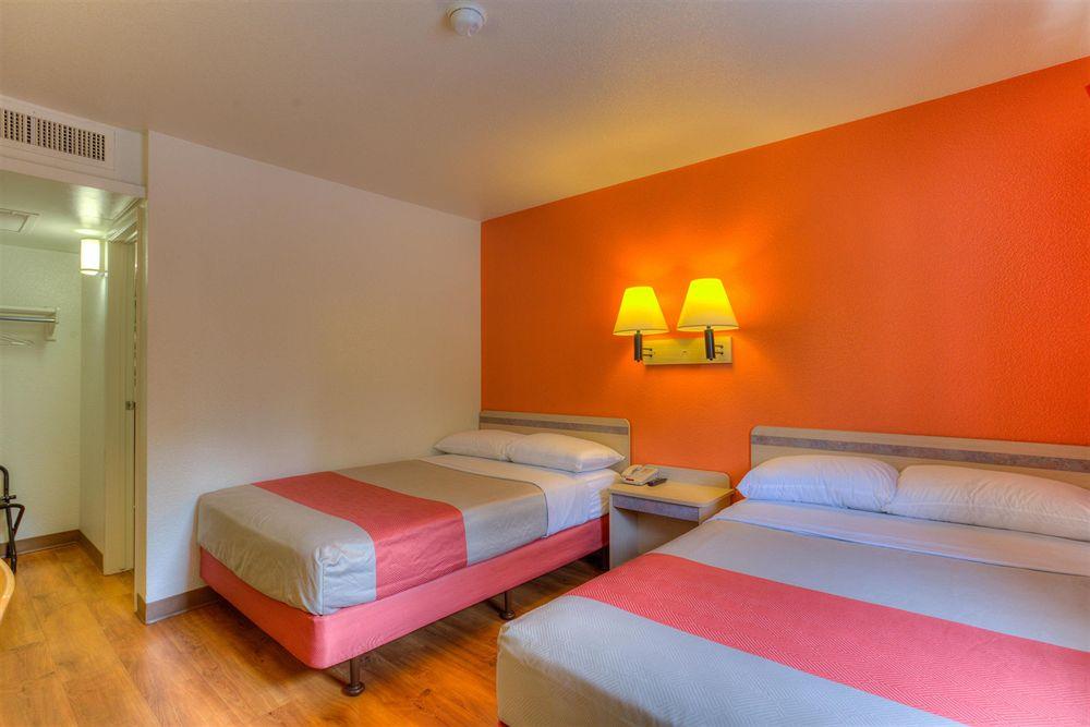 Motel 6 Portland East - Troutdale