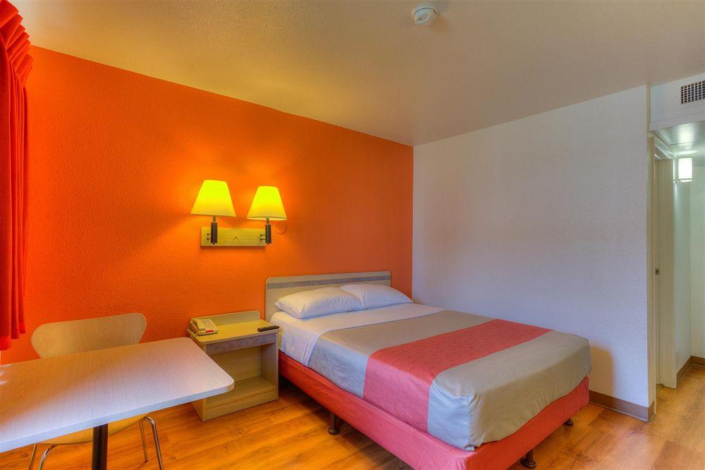 Motel 6 Portland East - Troutdale