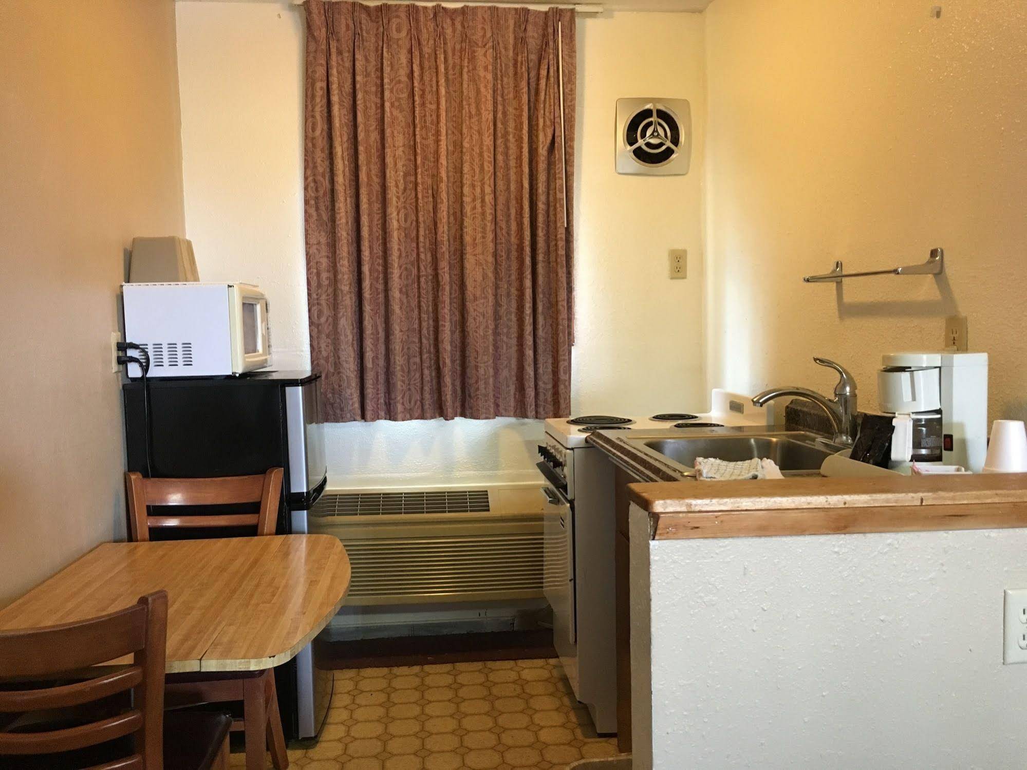 Umatilla Inn and Suites