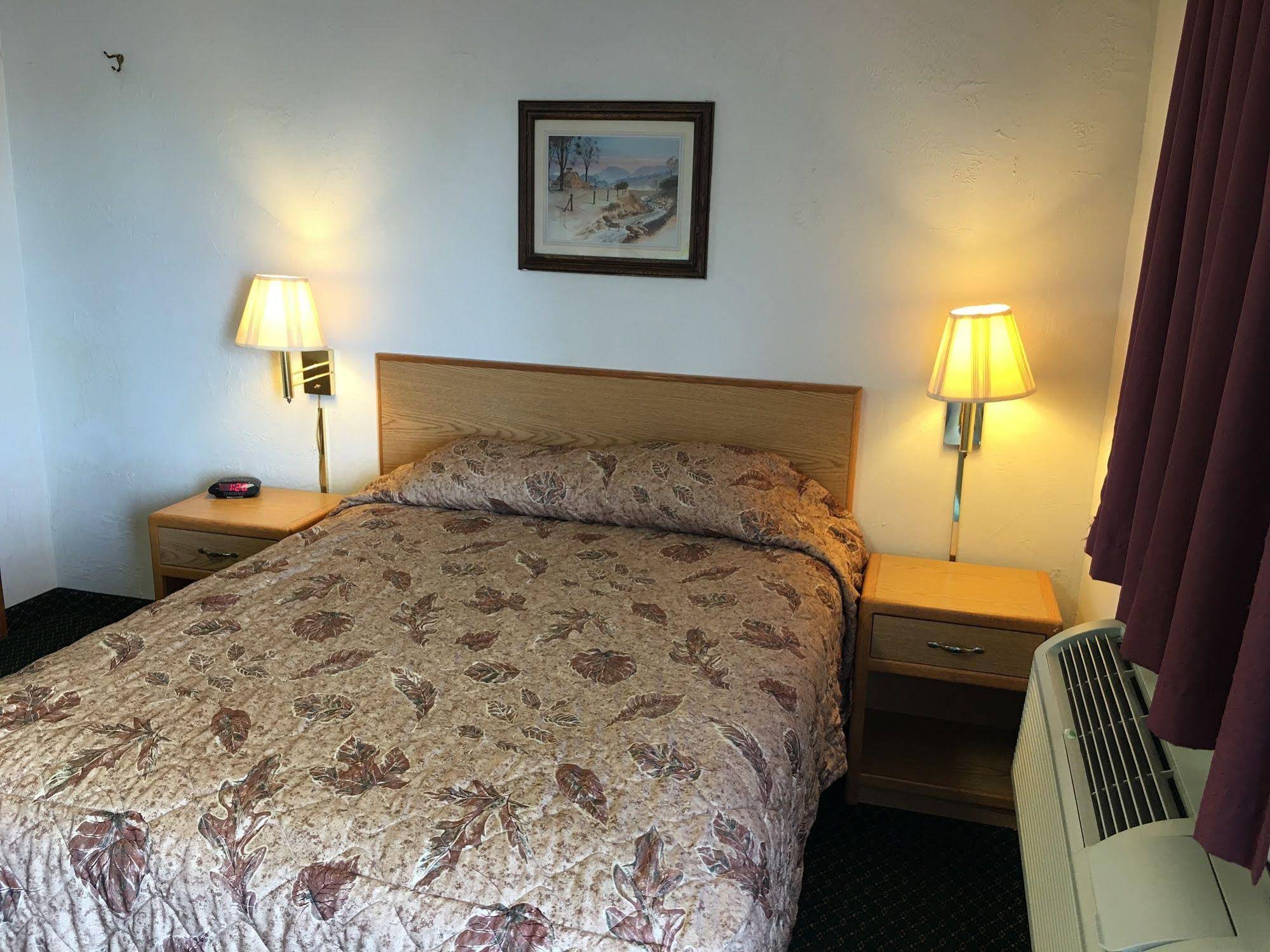 Umatilla Inn and Suites