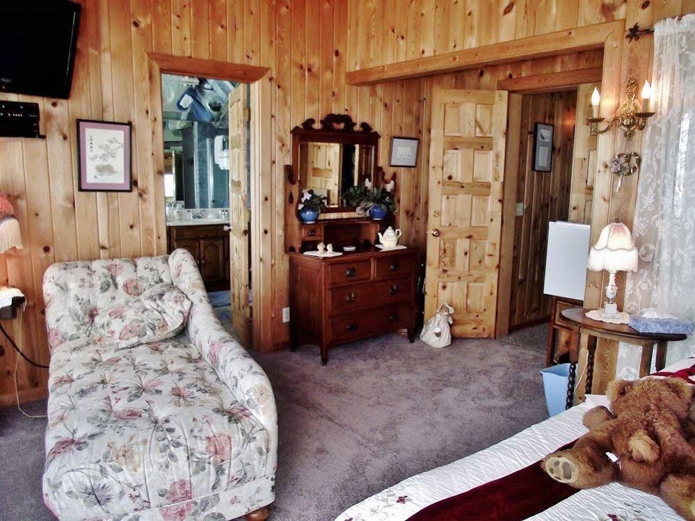 Cliff House Bed & Breakfast