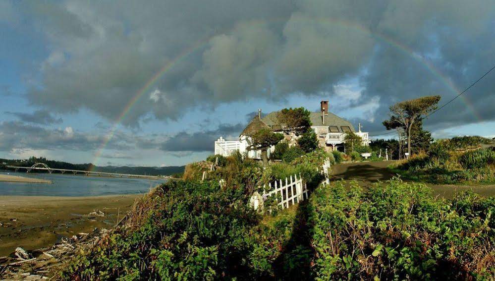 Cliff House Bed & Breakfast