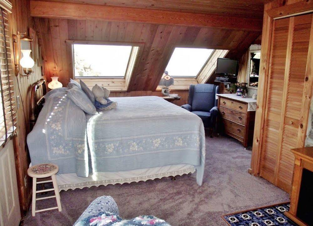 Cliff House Bed & Breakfast