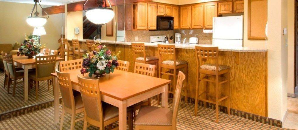 Whispering Woods Resort