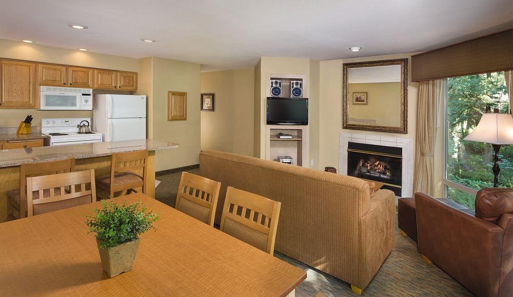 Whispering Woods Resort