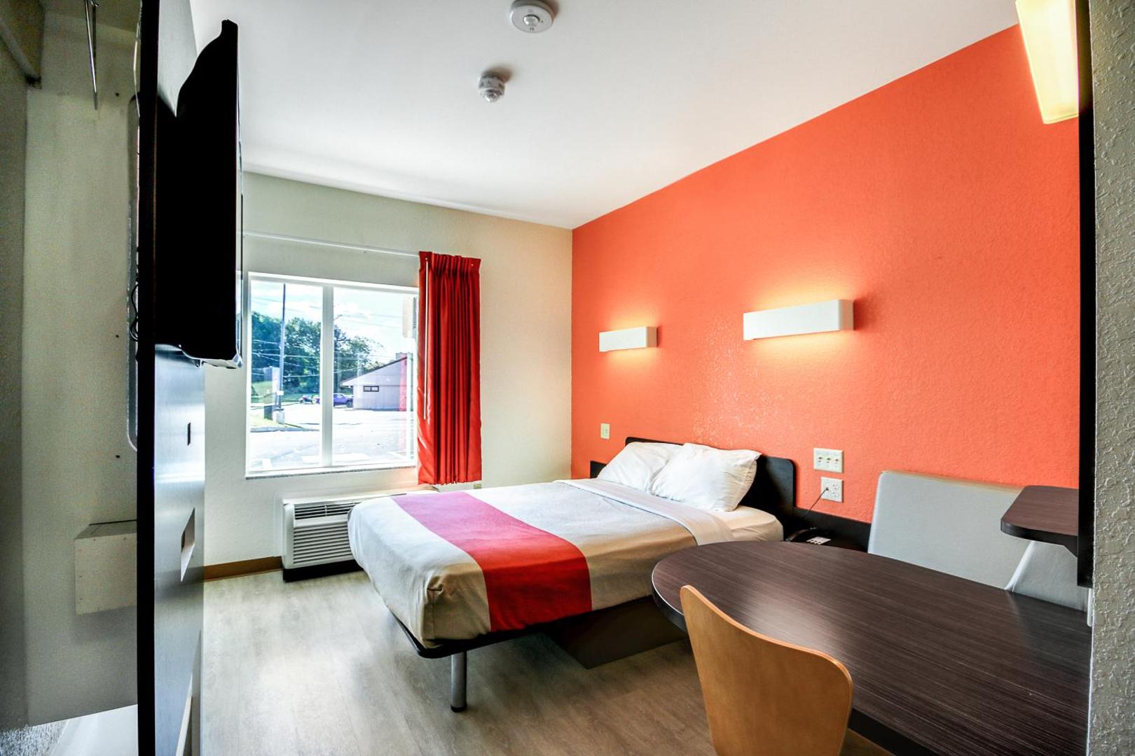 Motel 6 Allentown
