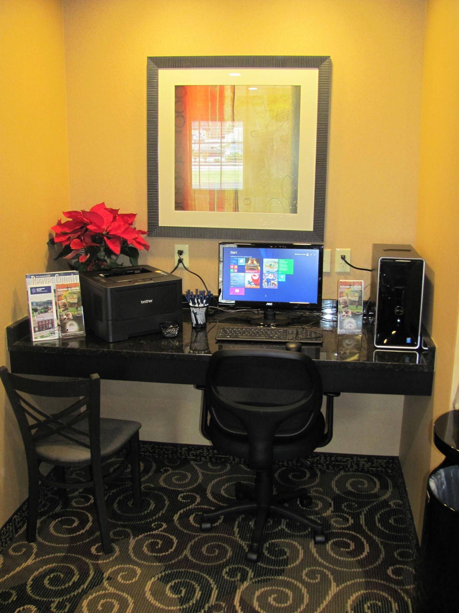 Cobblestone Inn & Suites  Ambridge