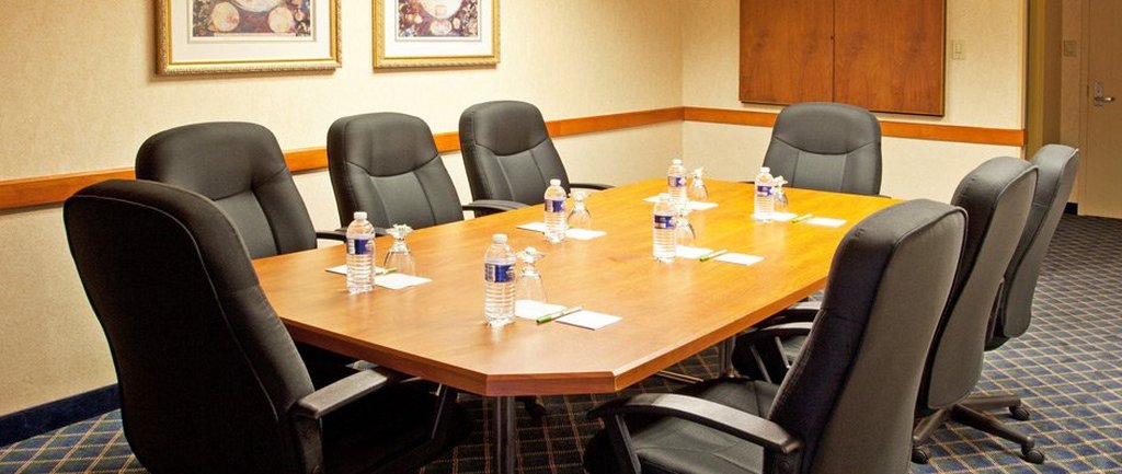 Ramada by Wyndham Beaver Falls