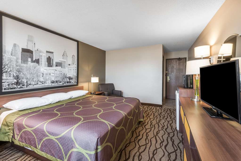 Super 8 by Wyndham Bedford