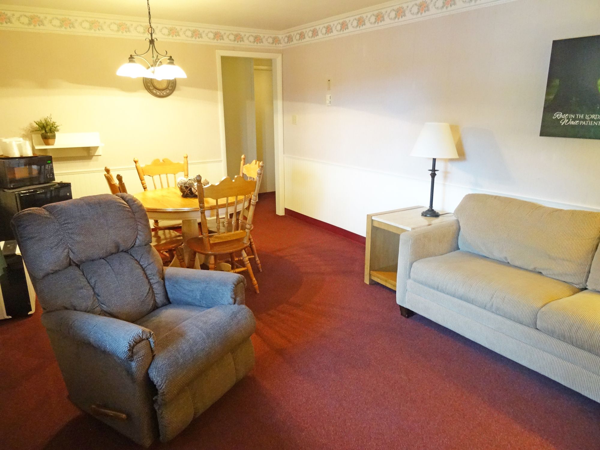 Amish Country Motel