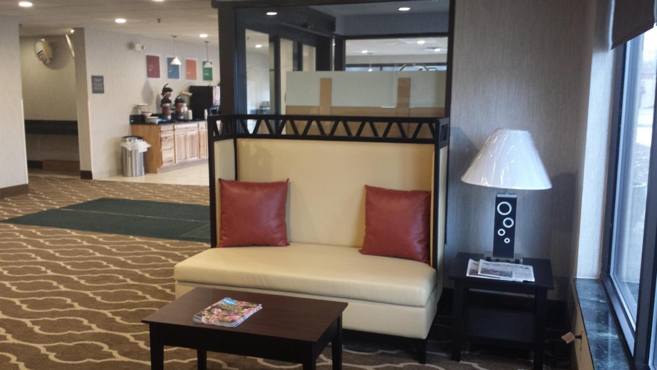 Days Inn by Wyndham Blairsville