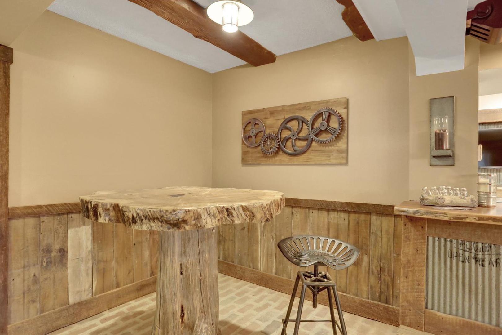 Allenberry Resort Inn & Playhouse