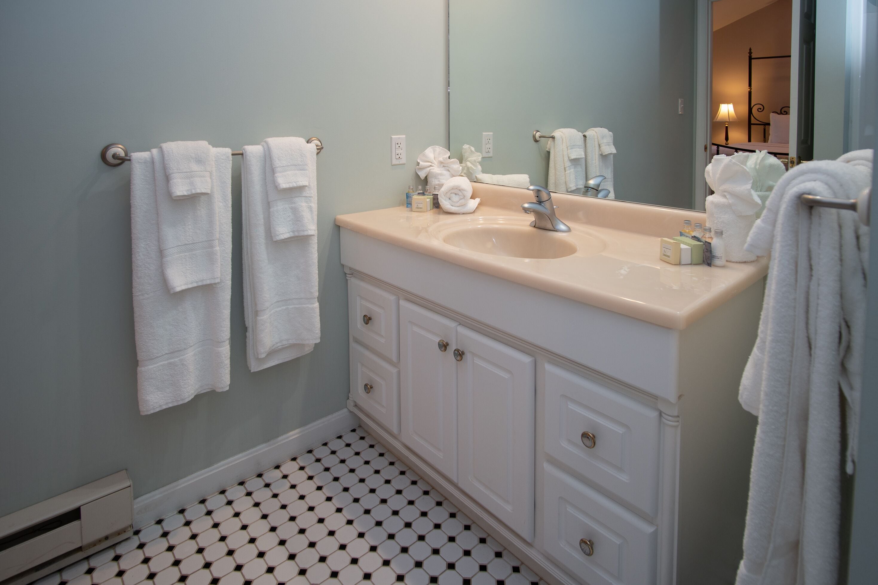 Allenberry Resort Inn & Playhouse