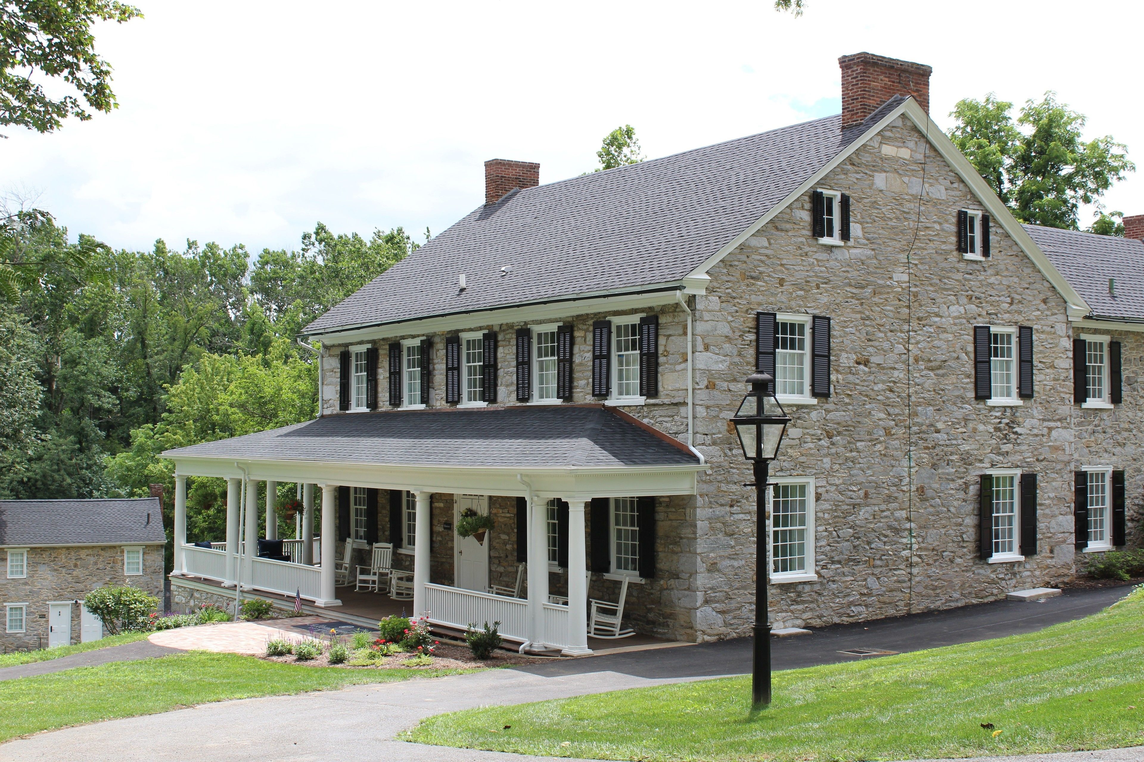 Allenberry Resort Inn & Playhouse