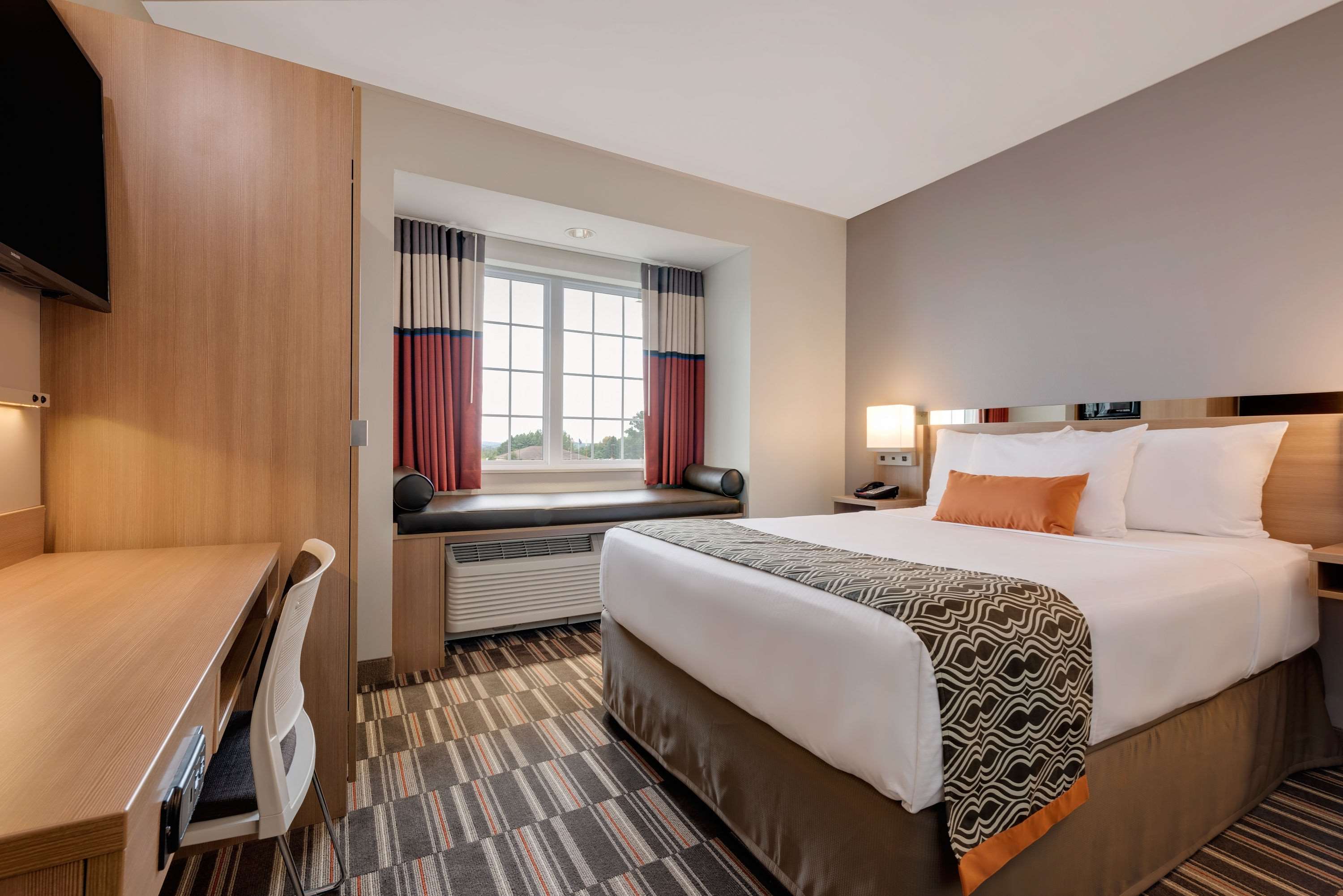 Microtel Inn & Suites by Wyndham Clarion