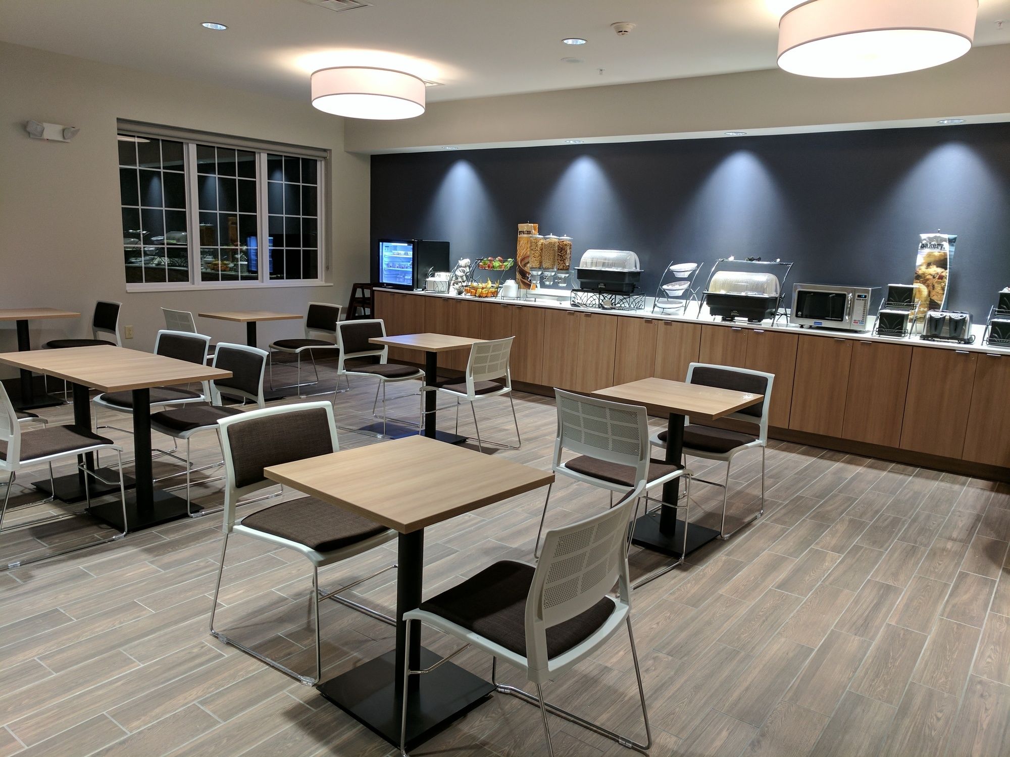 Microtel Inn & Suites by Wyndham Clarion