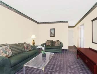 Best Western Plus Clarks Summit Scranton