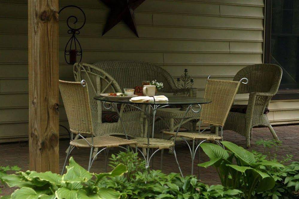 Forest Hill Inn