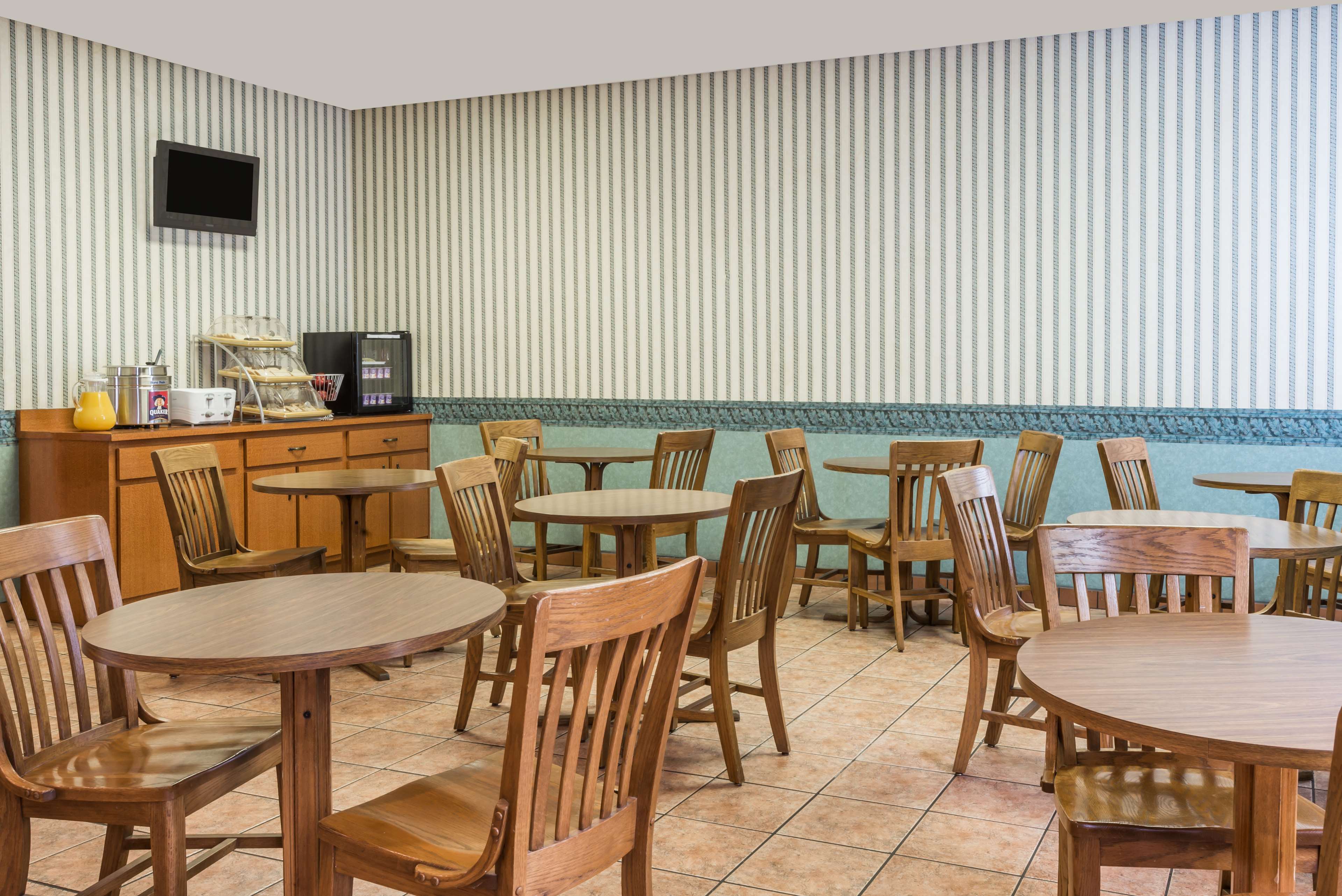 Days Inn by Wyndham Donegal
