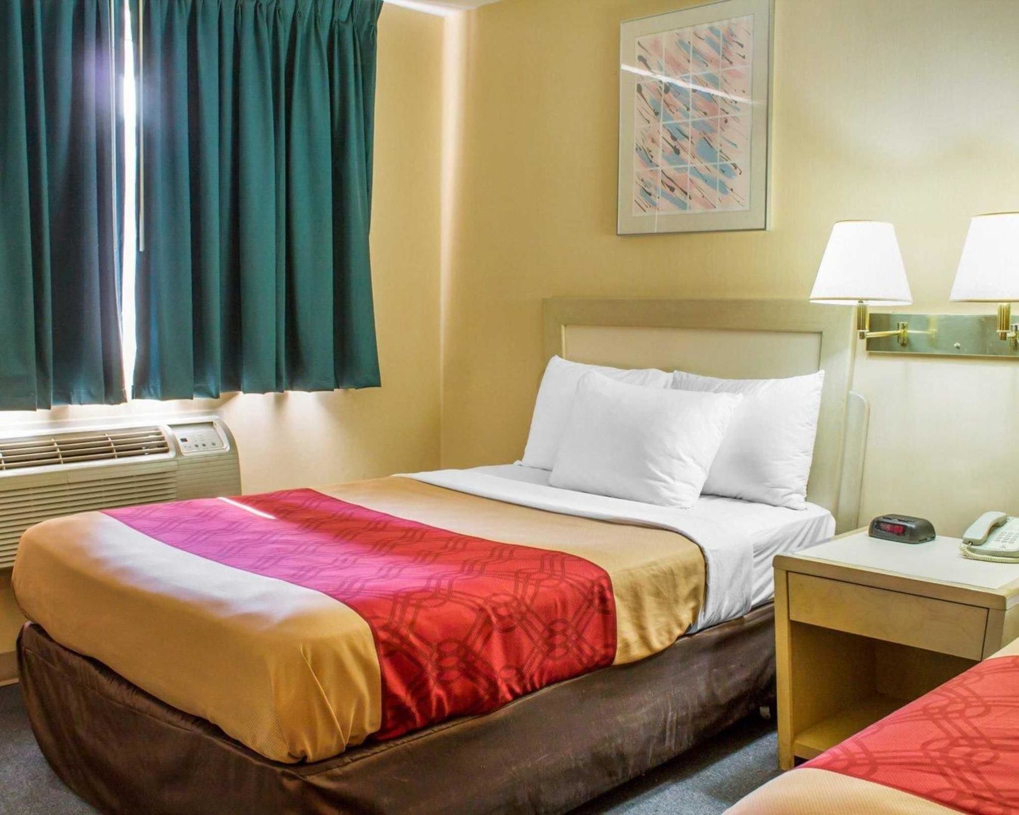 Econo Lodge