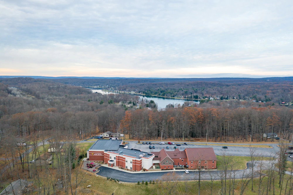 Crown Resorts At Treasure Lake
