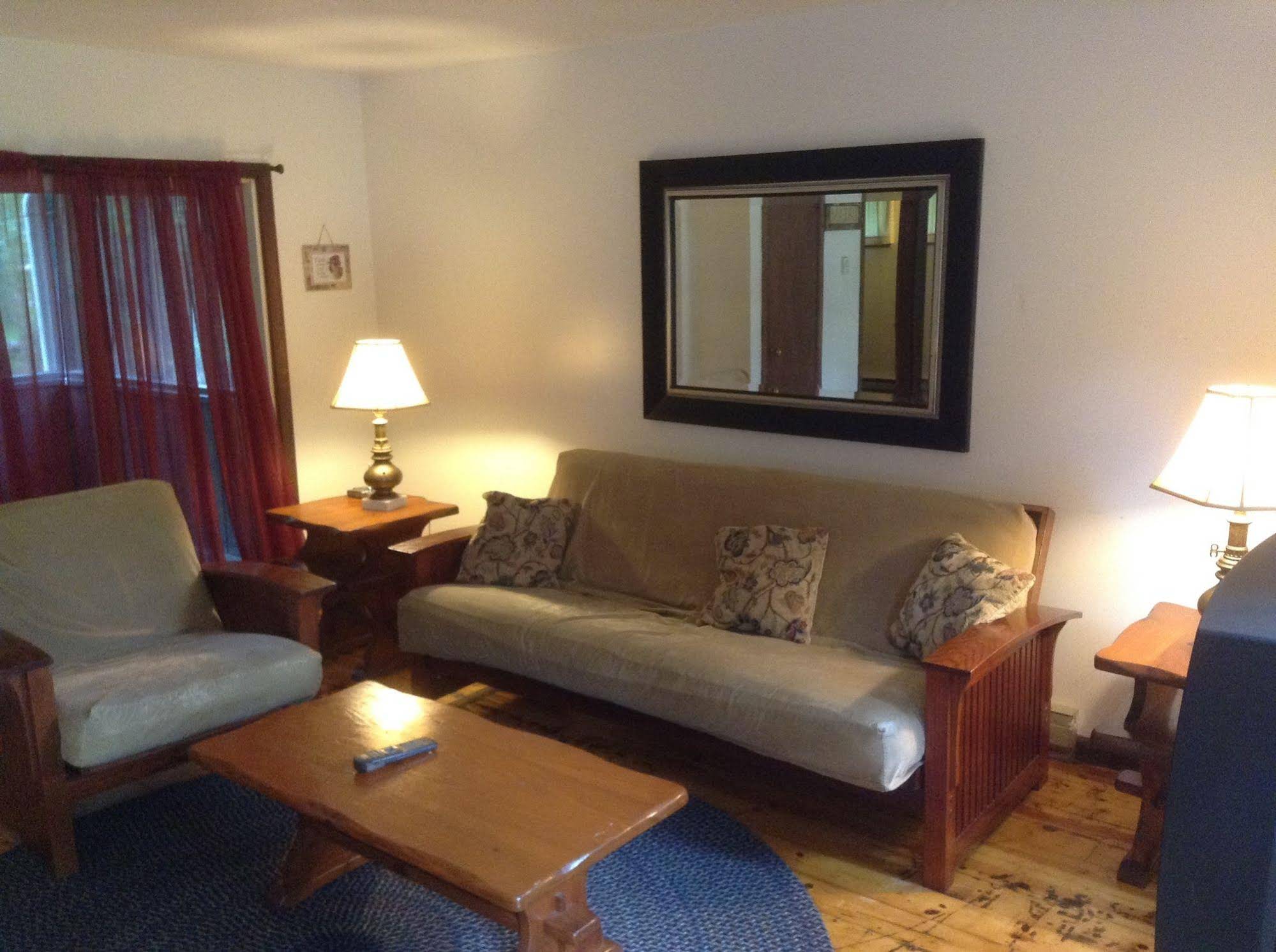 Echo Valley Cottages
