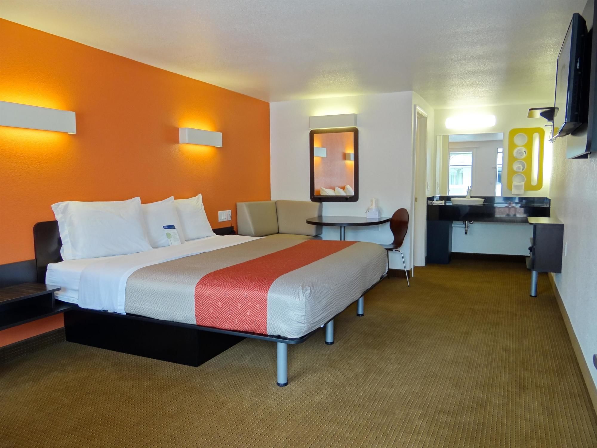 Motel 6 Erie