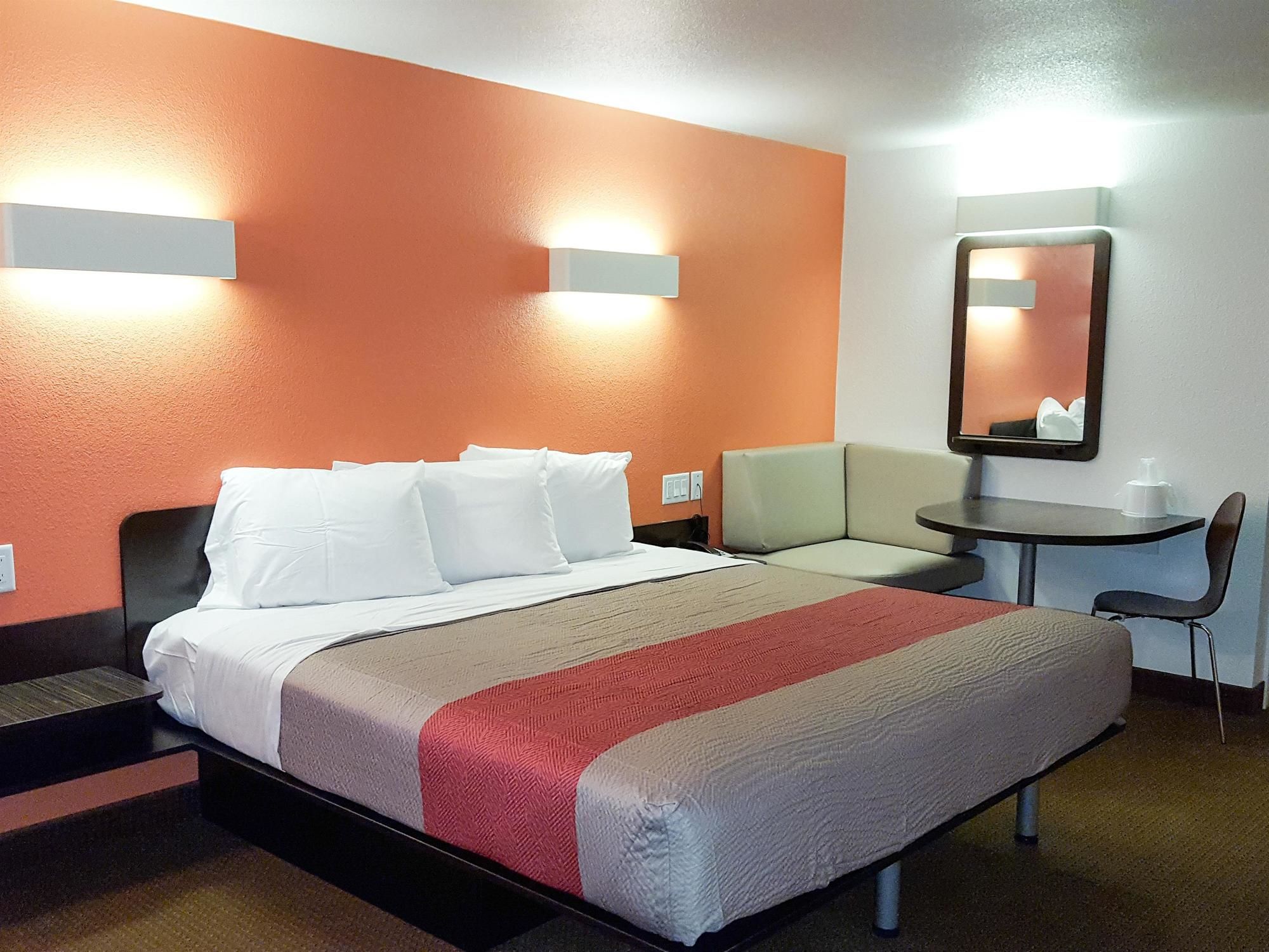 Motel 6 Erie