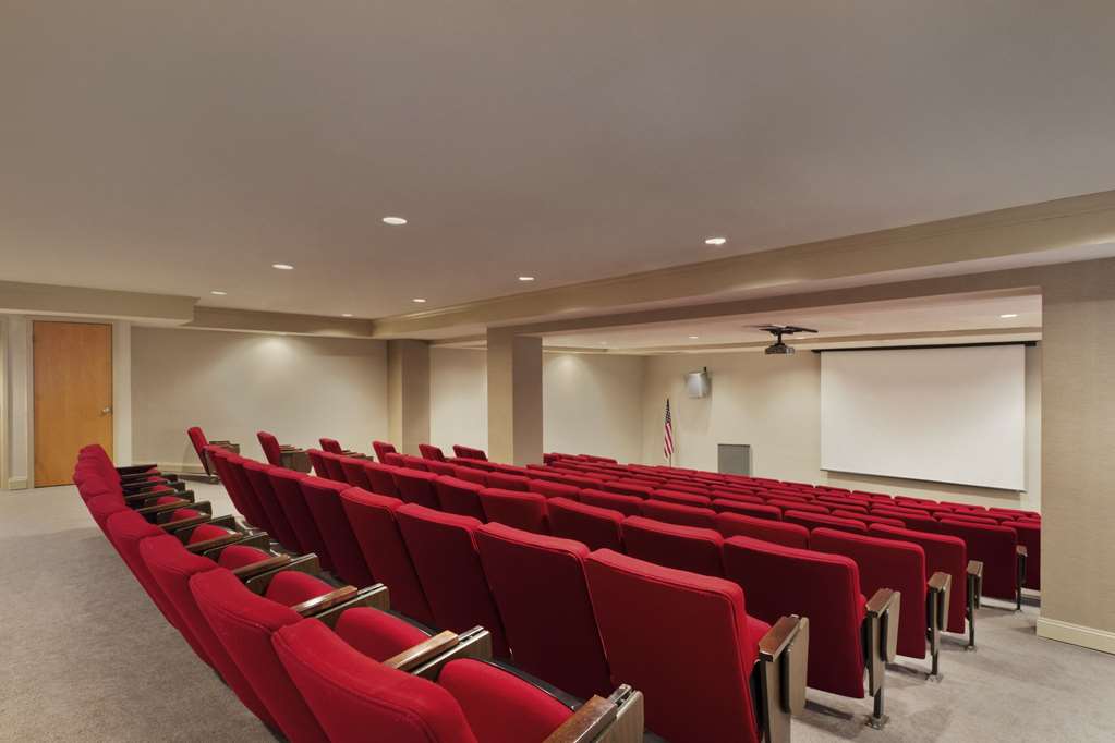 Comfort Inn & Suites Glen Mills