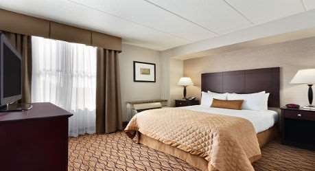 Comfort Inn & Suites Glen Mills