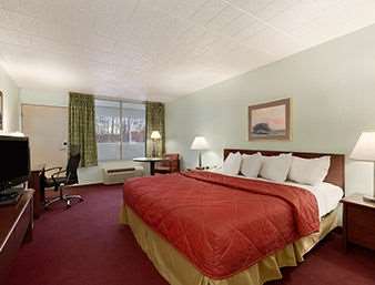 Red Carpet Inn & Suites