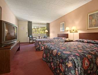 Red Carpet Inn & Suites