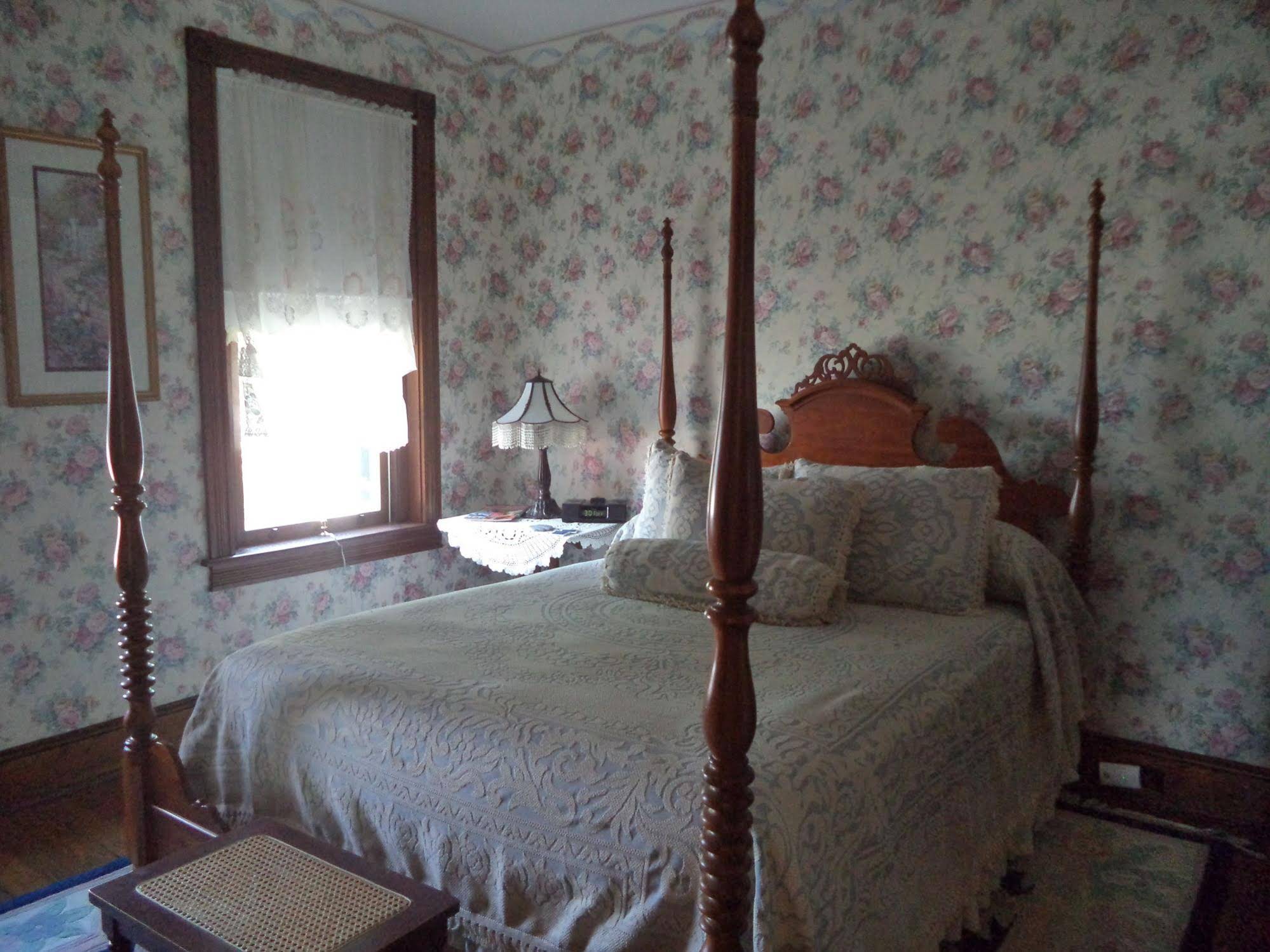 The Inn & Spa at Intercourse Village