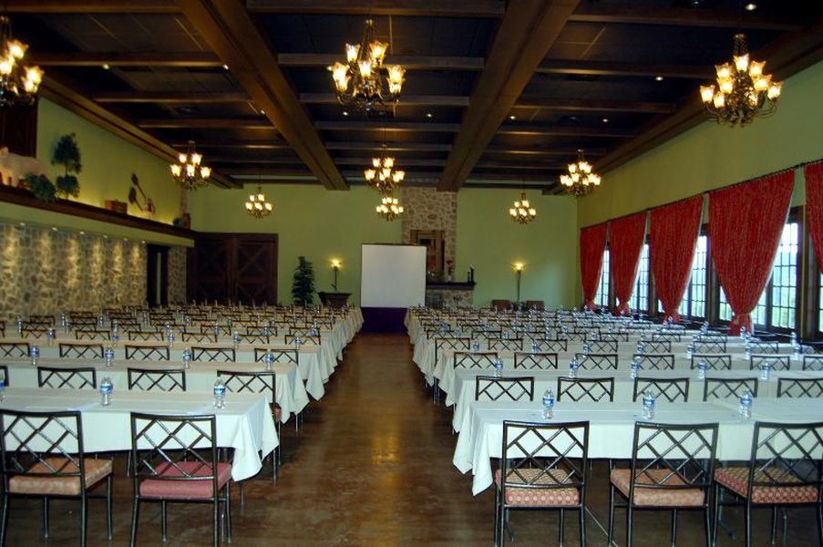 The Inn at Leola Village