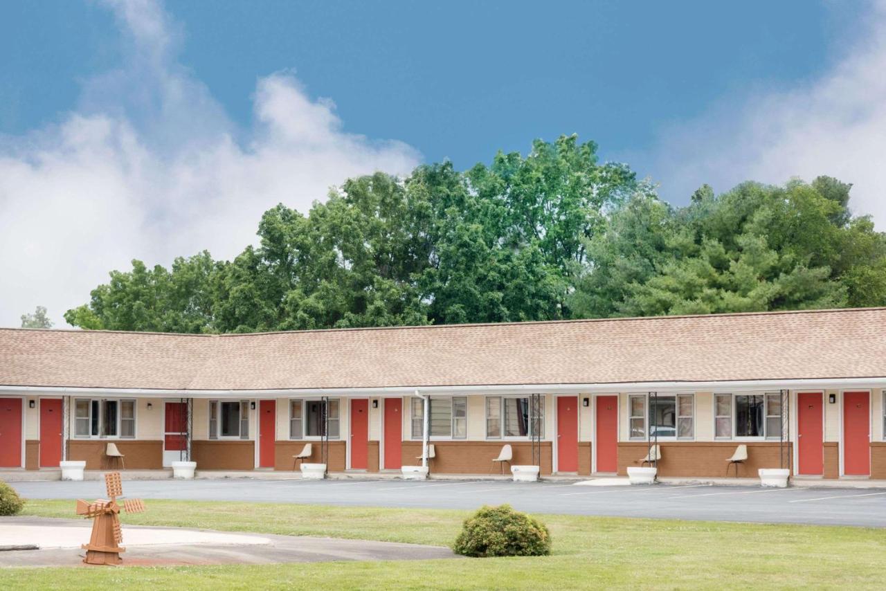 Knights Inn Mifflintown