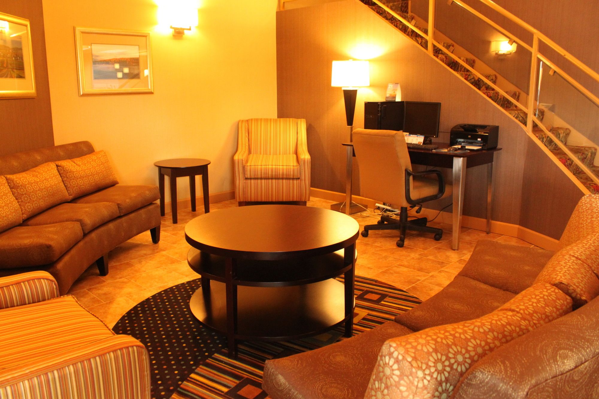 Holiday Inn Express Lewisburg/New Columbia